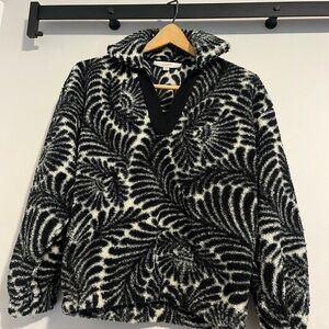 Women's Loft Fern Black and White Fleece Sherpa Sweatshirt
